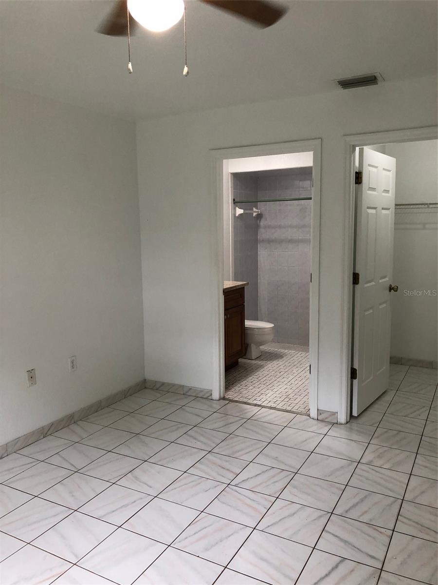 25385 Sandhill Blvd #d2 Property Photo 20