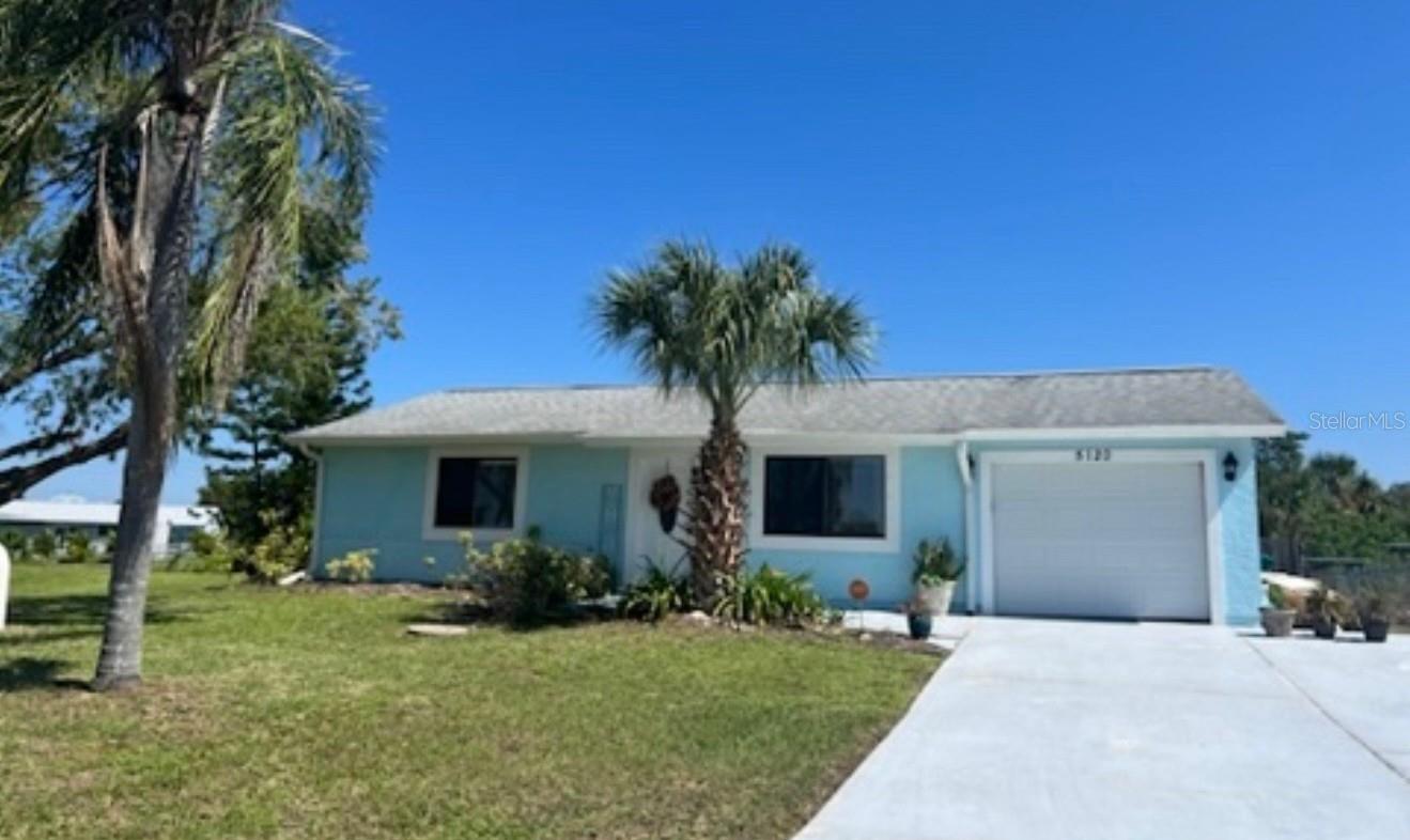 5120 CHAVES CIR Property Photo 1