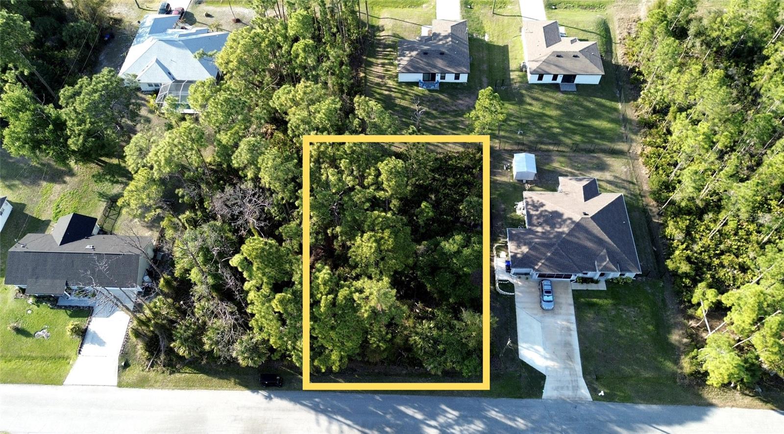 PETAL RD Property Photo 1
