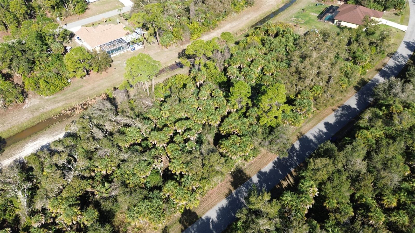 Rayfield Dr Property Photo 2
