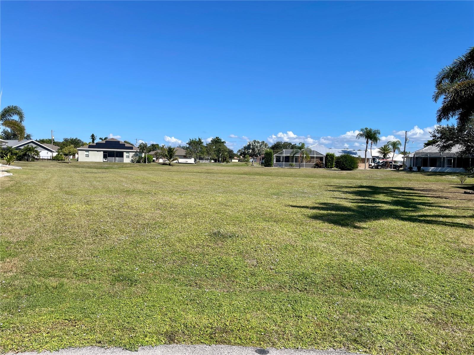 7310 Satsuma Dr Property Photo 2
