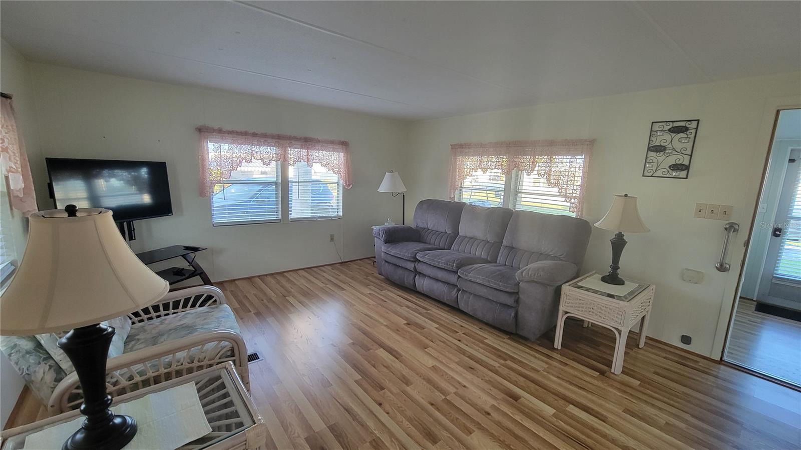 60 5th St Property Photo 14