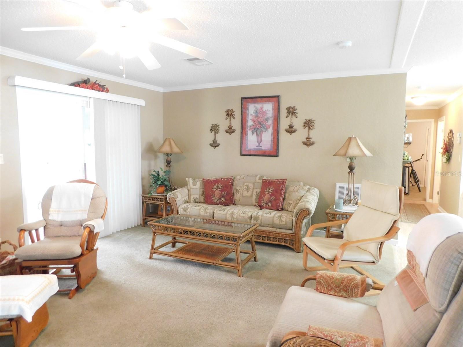 11739 Sw Lemon Ave Property Photo 6