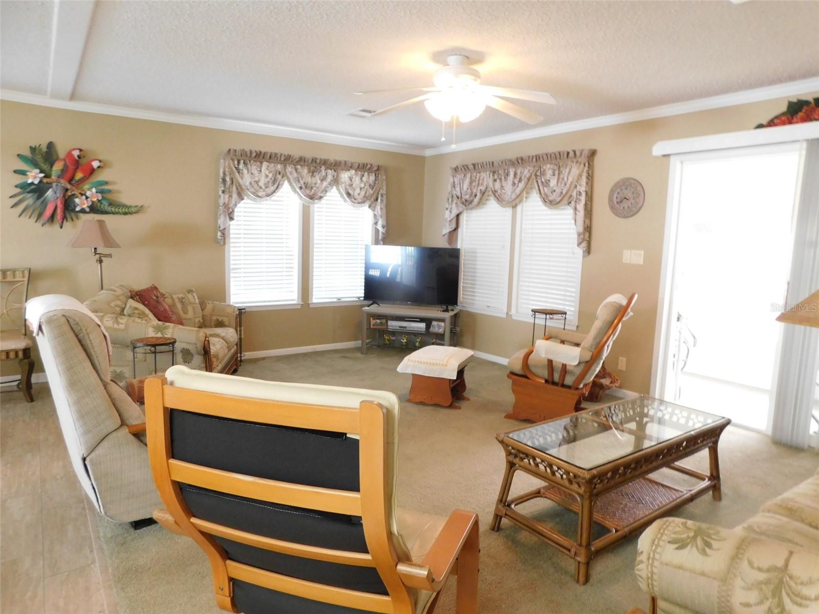 11739 Sw Lemon Ave Property Photo 9
