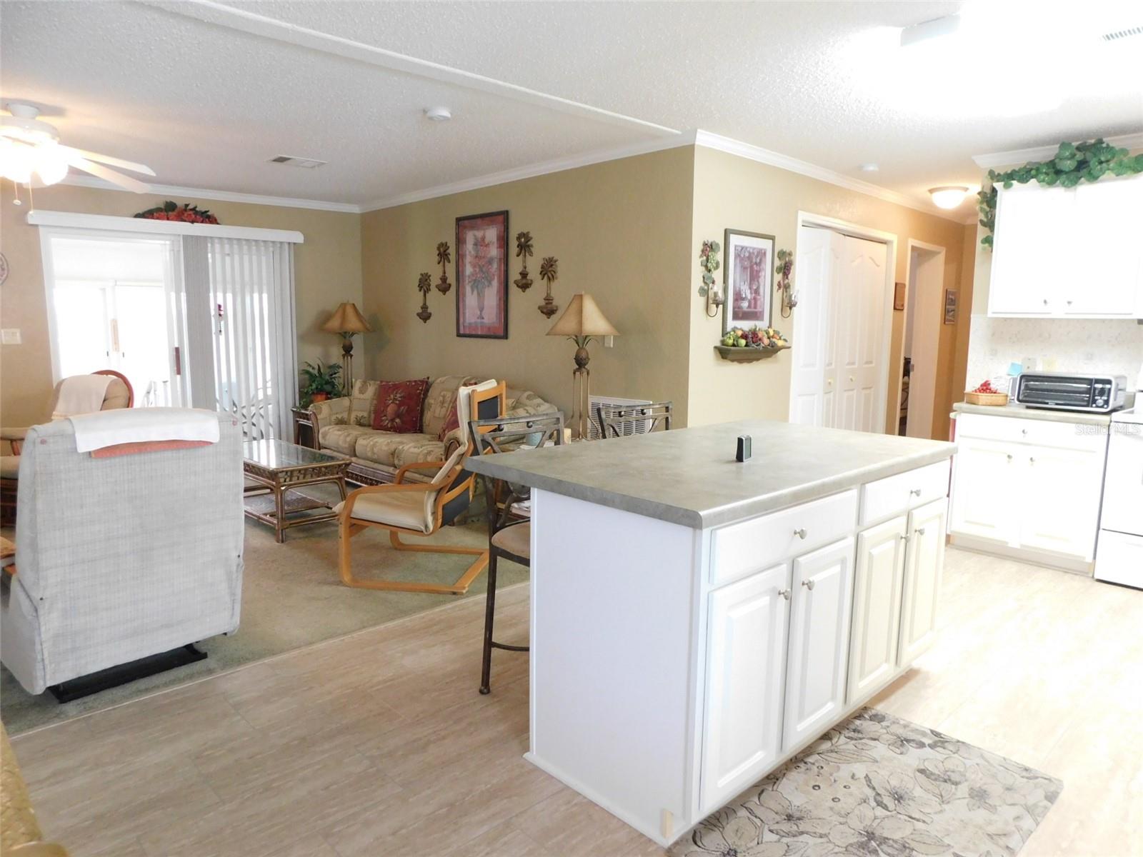 11739 Sw Lemon Ave Property Photo 11