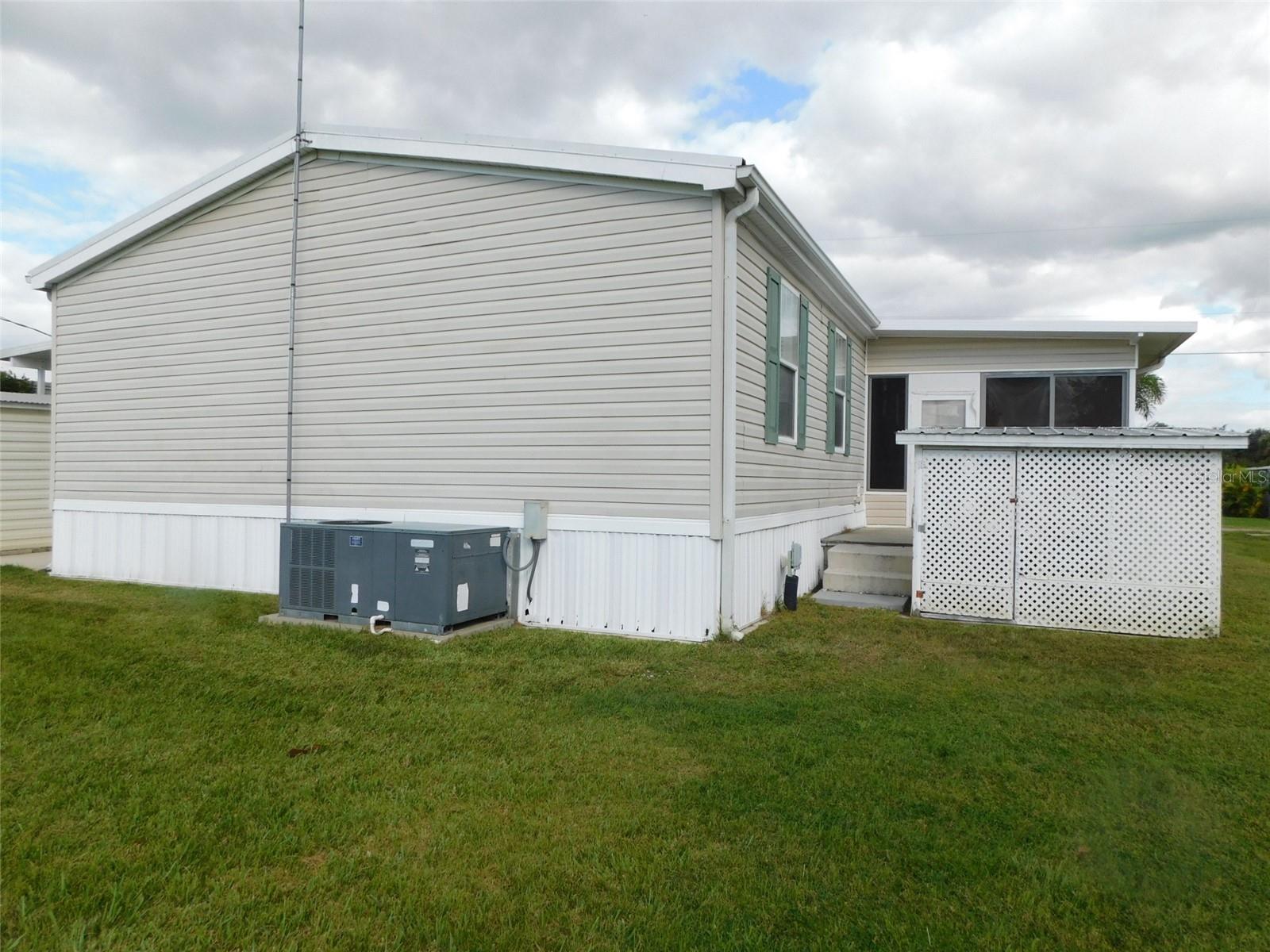 11739 Sw Lemon Ave Property Photo 45