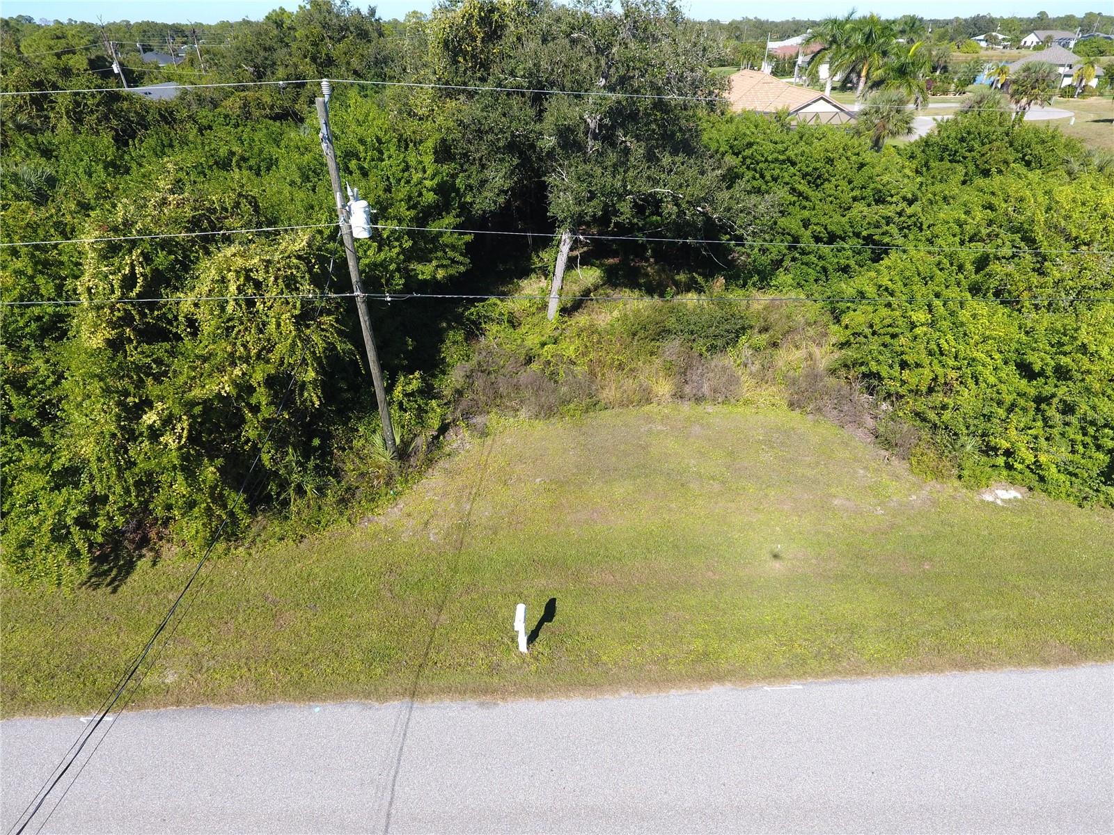 394 ALBATROSS RD Property Photo 1