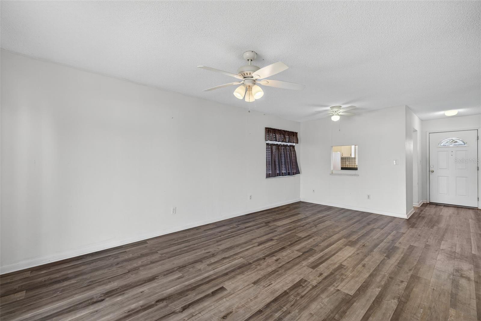 2207 Croton Ct #0 Property Photo 4