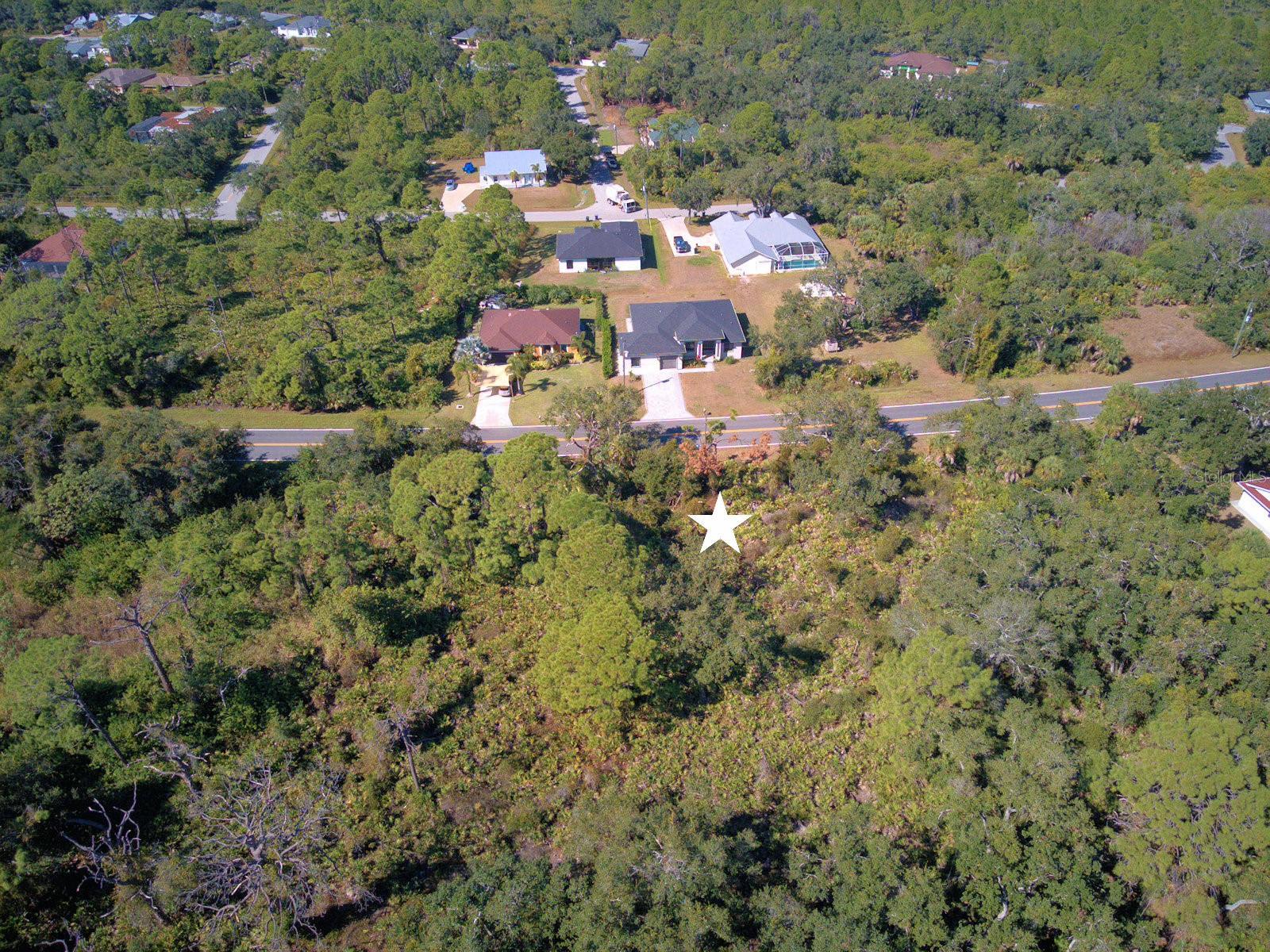 De Leon Dr Property Photo 2