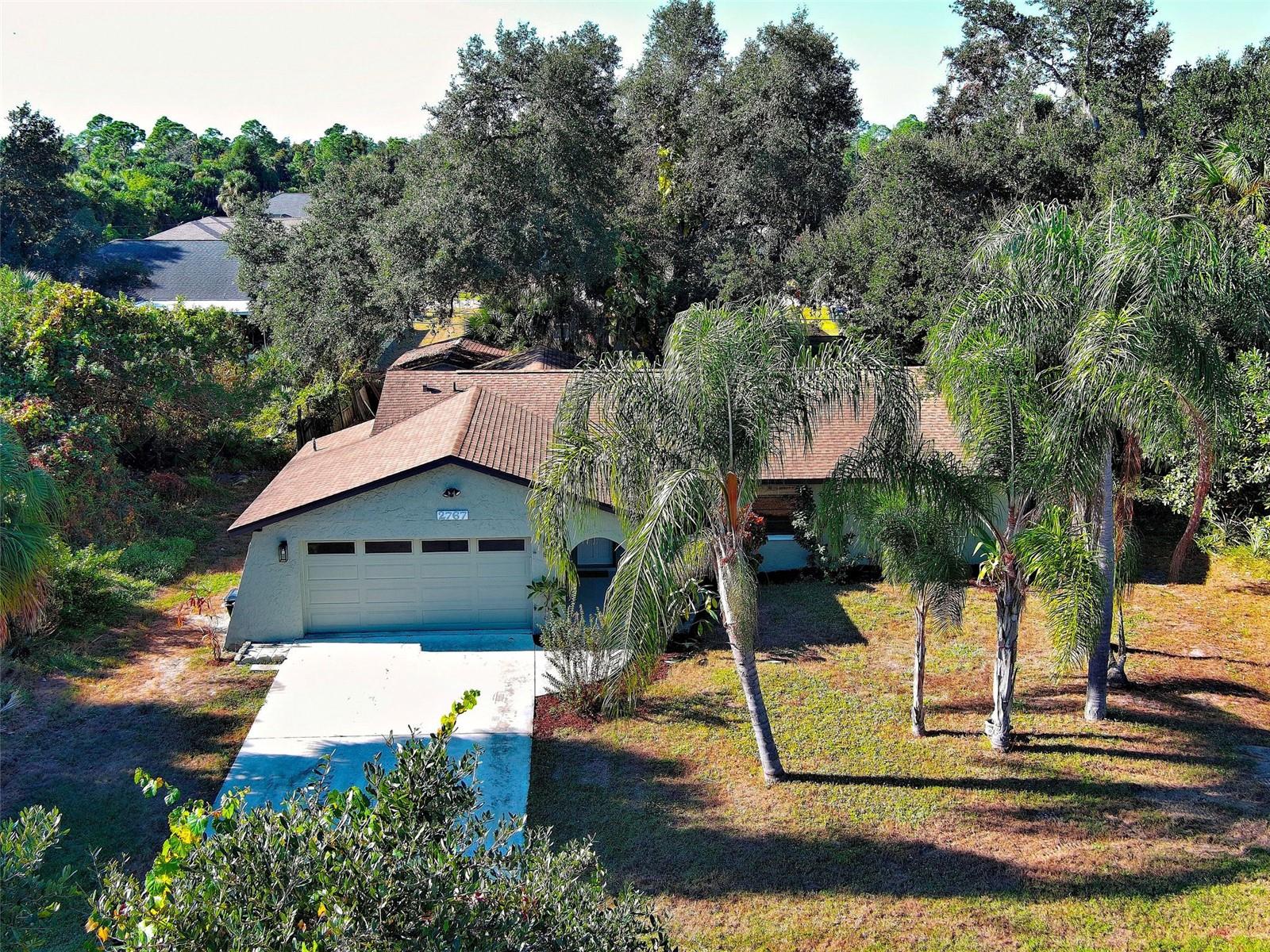 2767 Sally Ln Property Photo 1