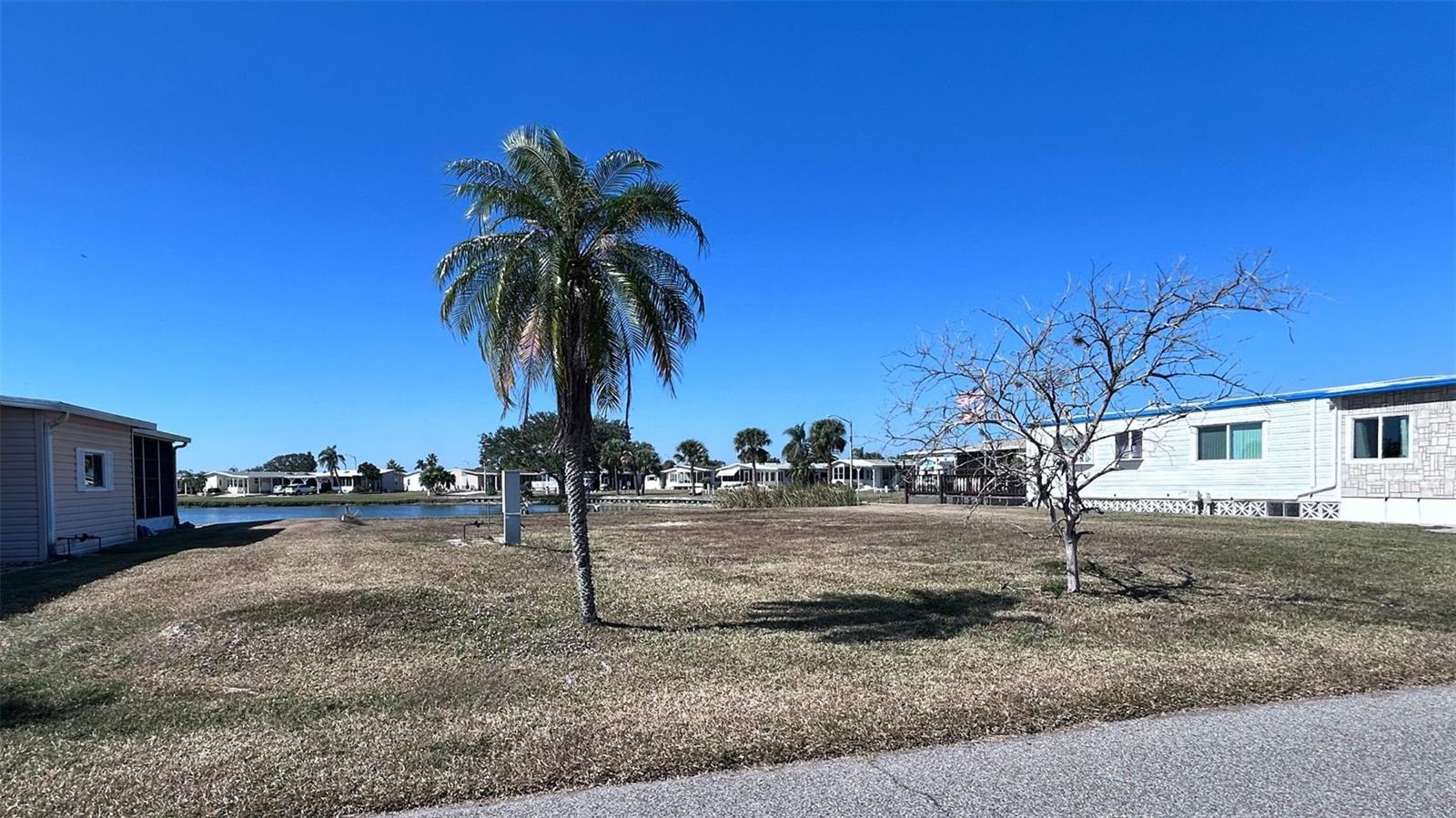 518 Imperial Dr Property Photo 4
