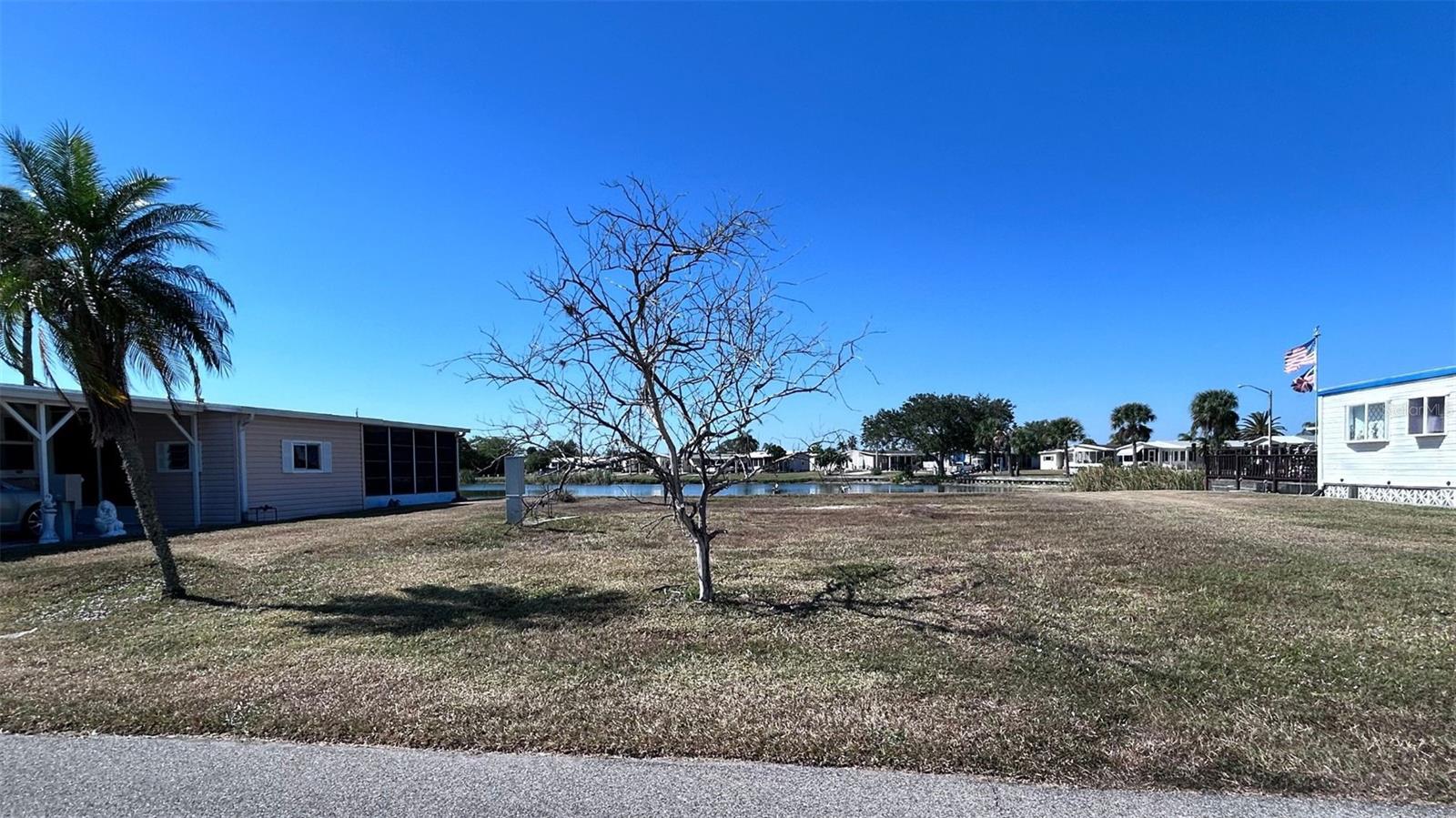 518 Imperial Dr Property Photo 5