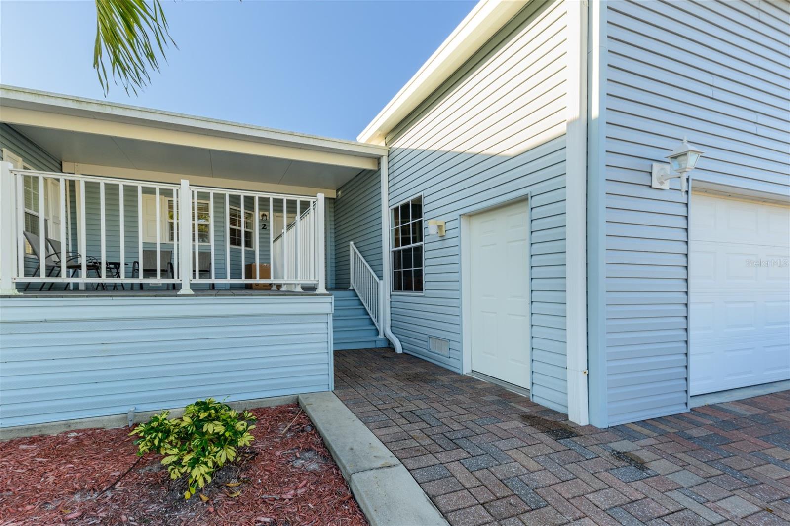 2 Emden Cir Property Photo 2