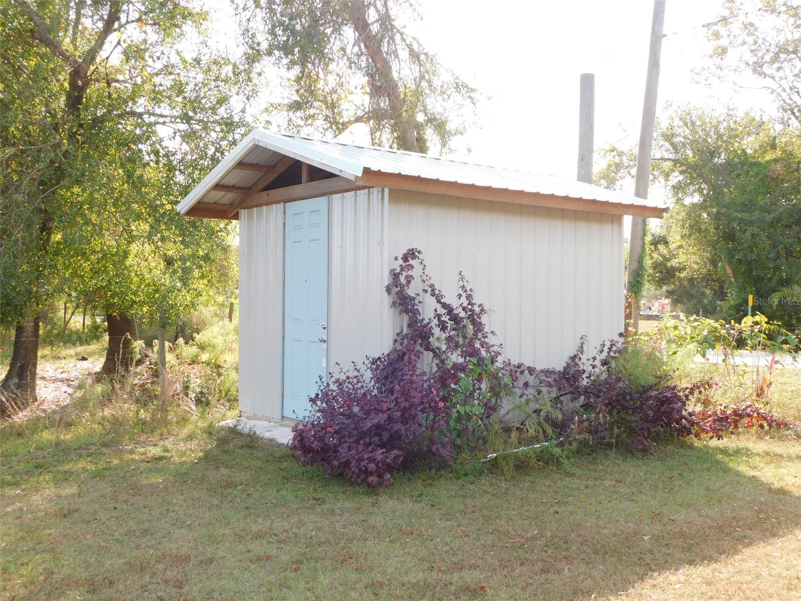 2460 Nw Garvin Ave Property Photo 17