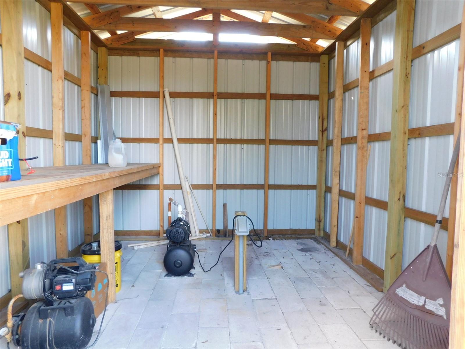 2460 Nw Garvin Ave Property Photo 19