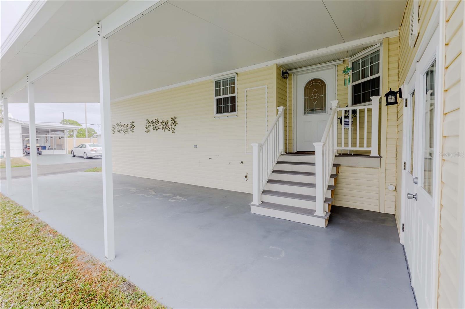 2100 Kings Hwy #200 Property Photo 2