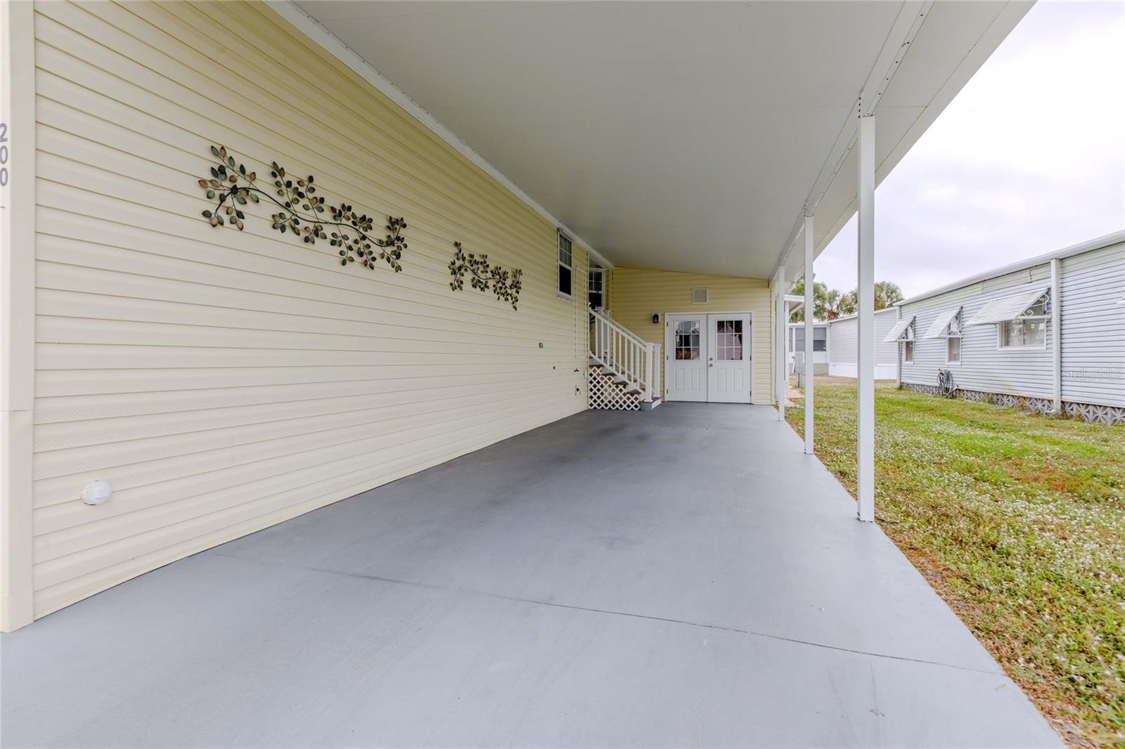 2100 Kings Hwy #200 Property Photo 4