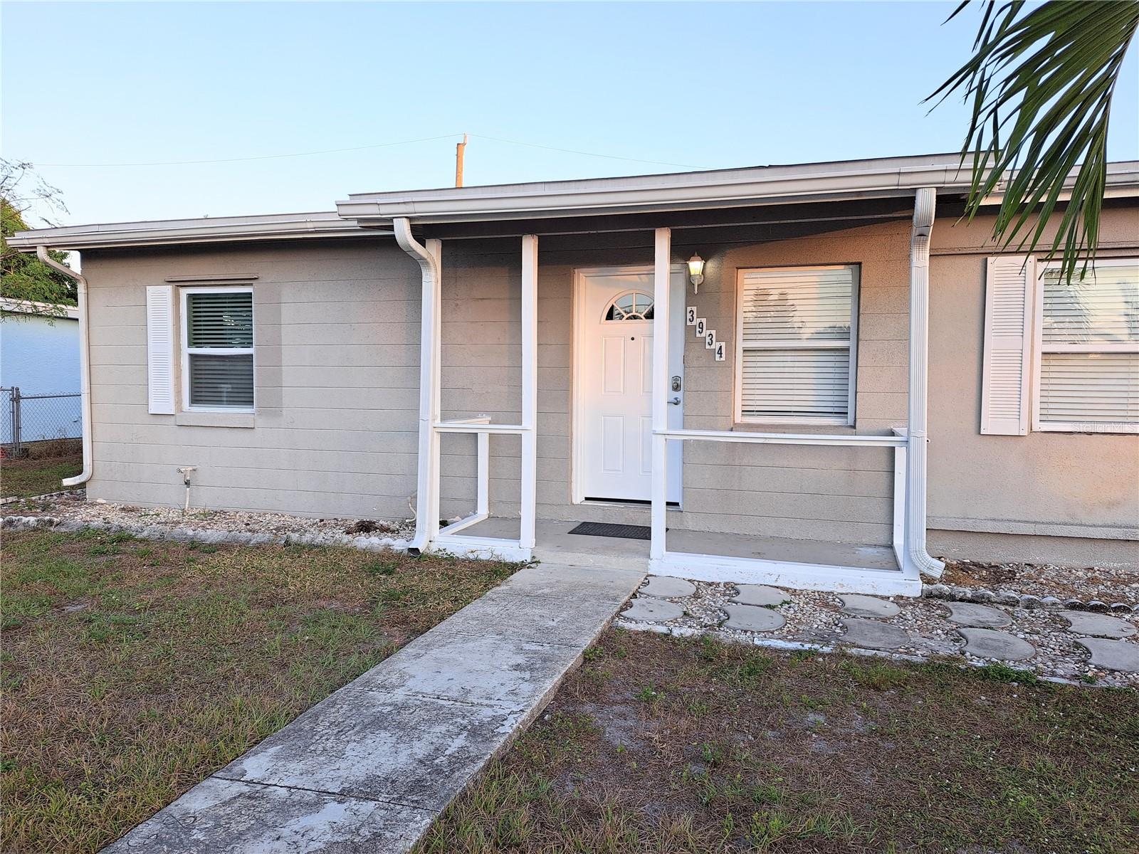 3934 Conway Blvd Property Photo 2