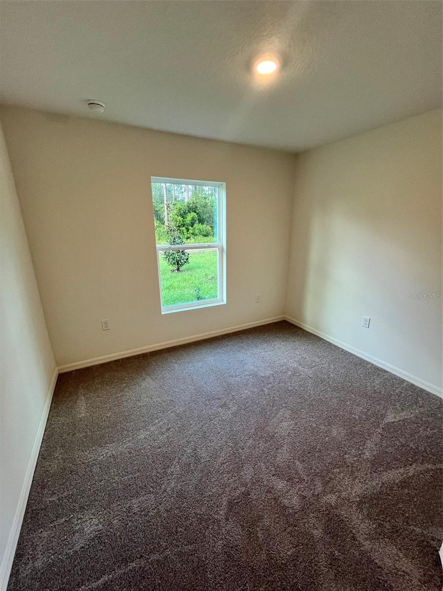 10300 Ruth Ave Property Photo 3