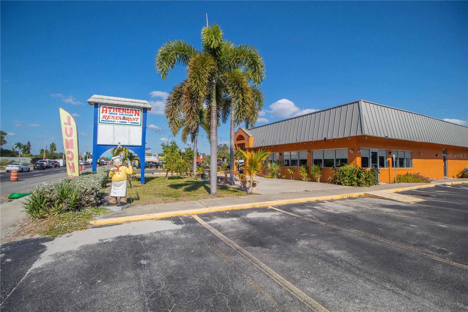 1130 N Tamiami Trl Property Photo 16