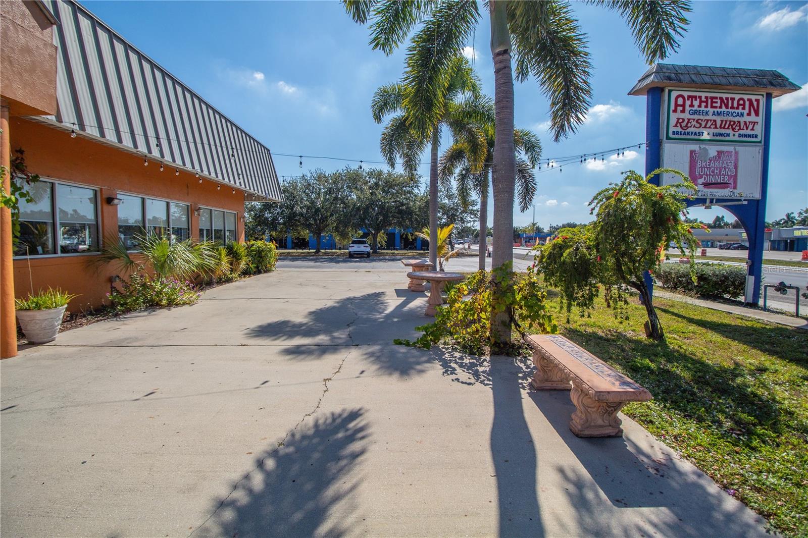 1130 N Tamiami Trl Property Photo 17