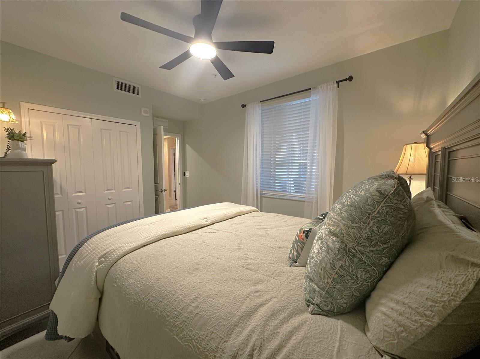 14221 Heritage Landing Blvd #2014 Property Photo 22