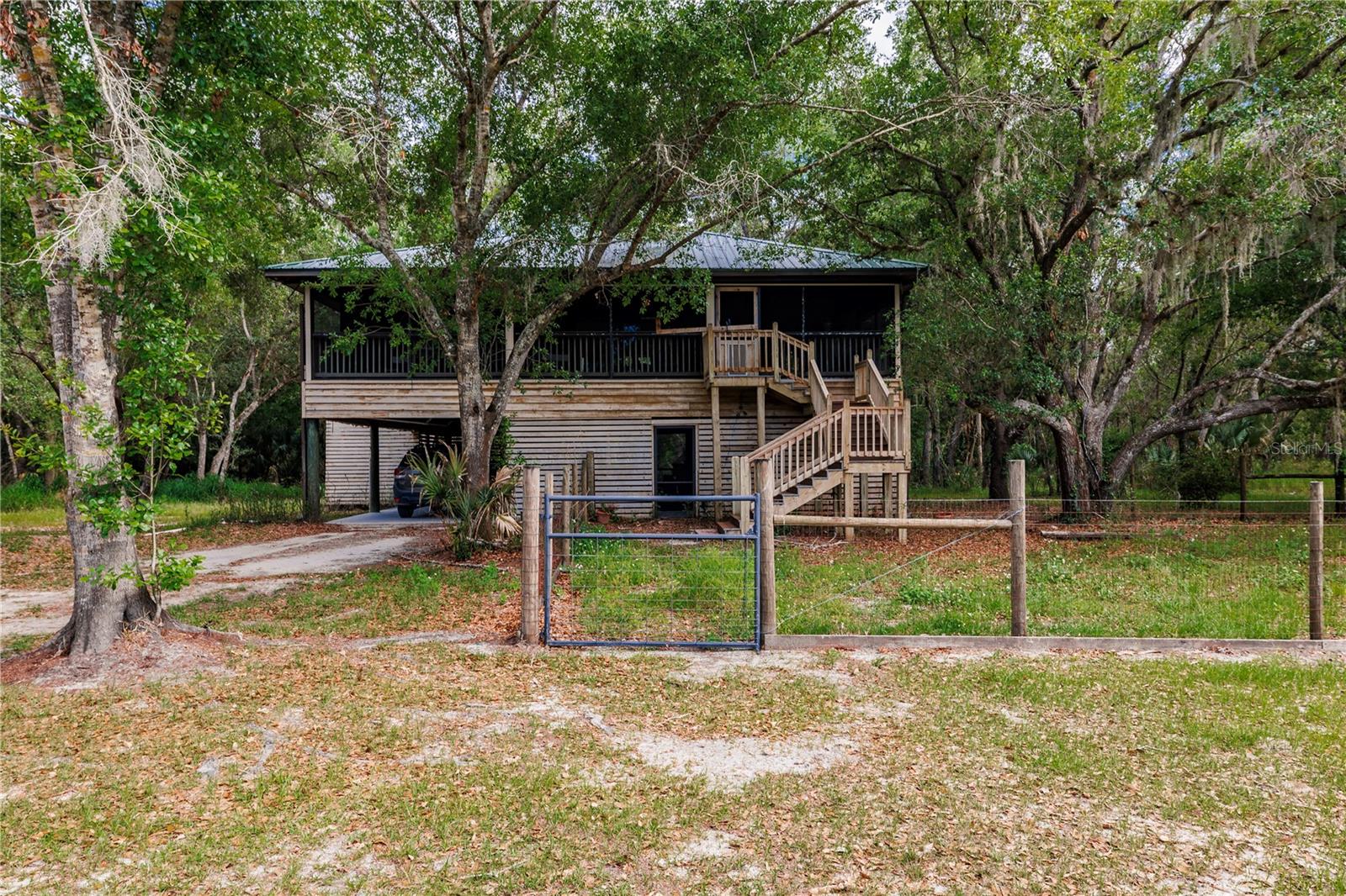 8056 Sw Horse Creek Rd Property Photo