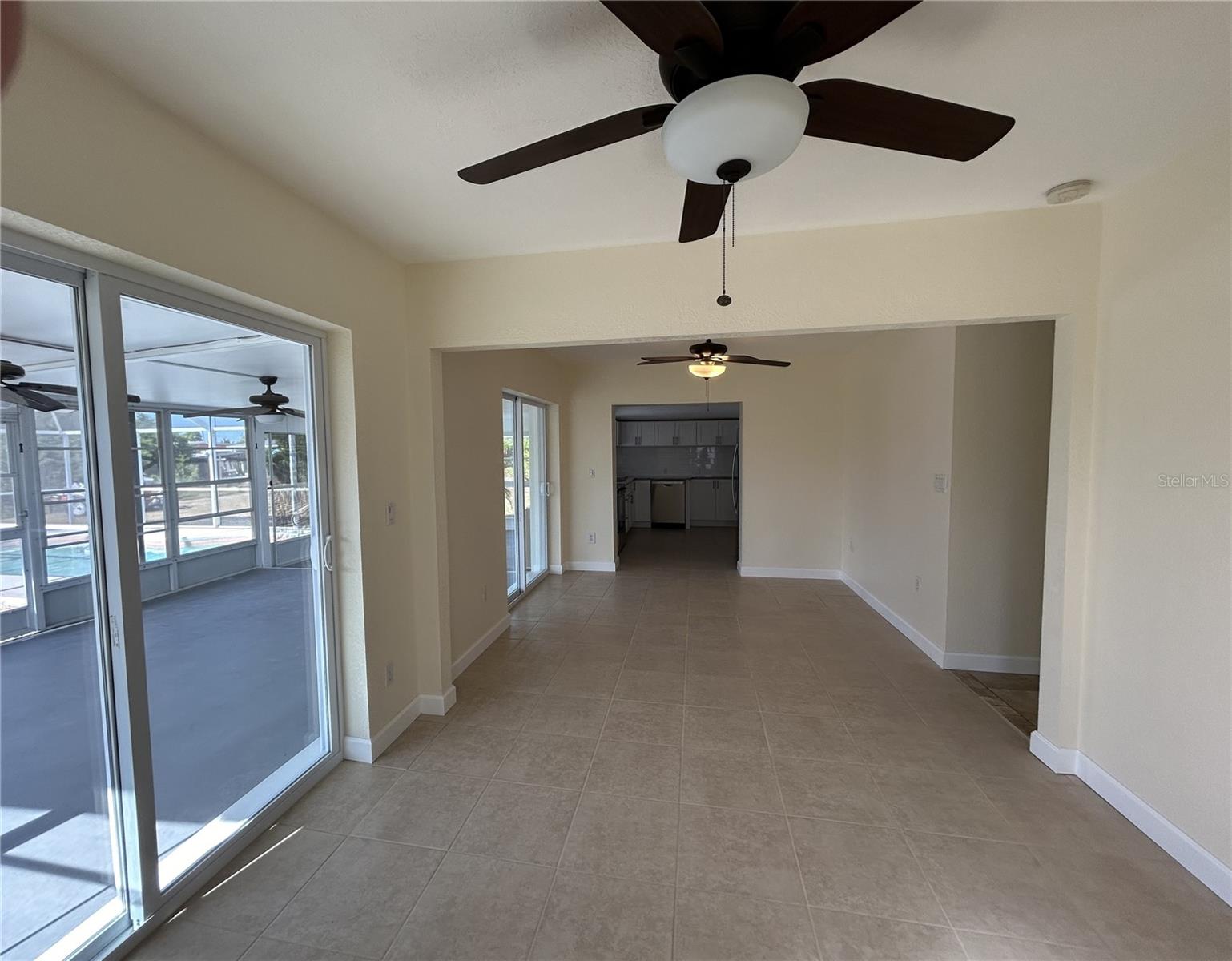 4127 Gardner Dr Property Photo 20