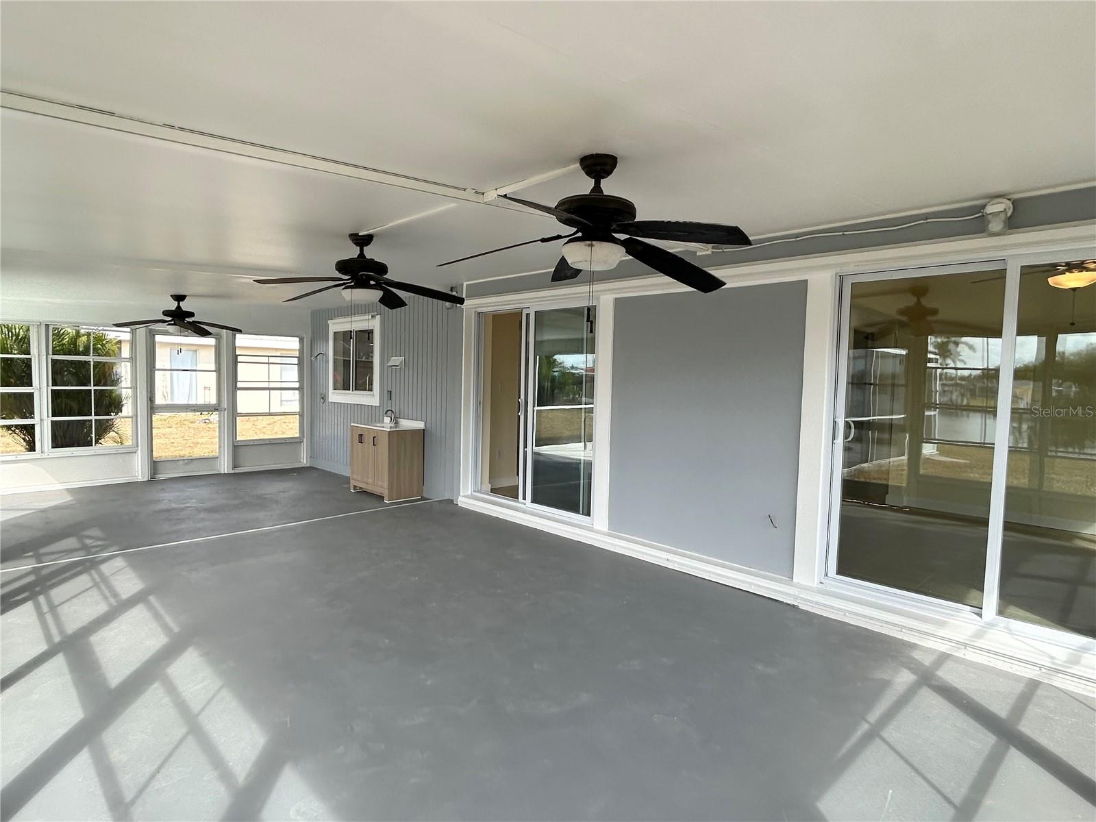 4127 Gardner Dr Property Photo 31