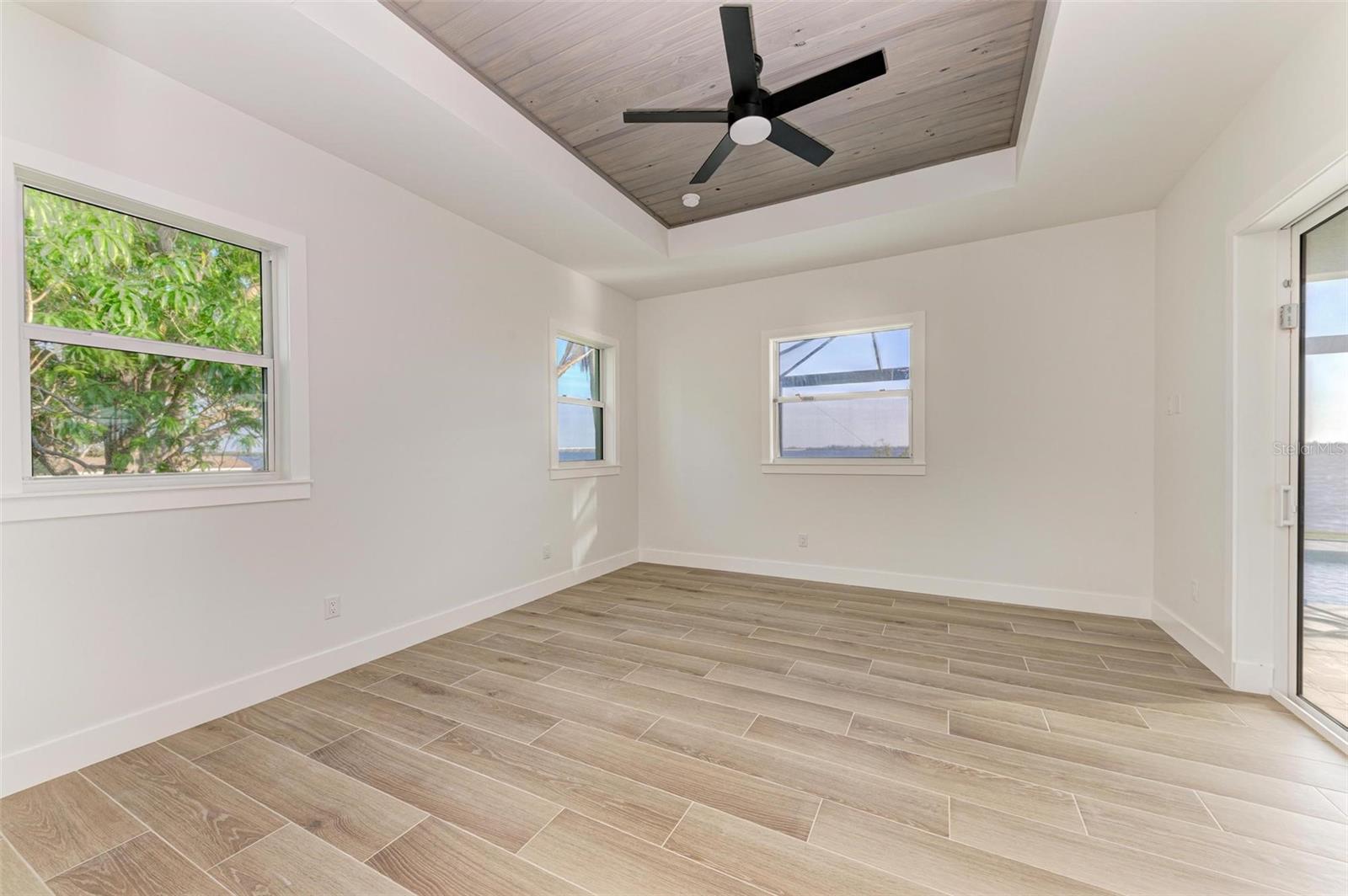 112 Northshore Ter Property Photo 31