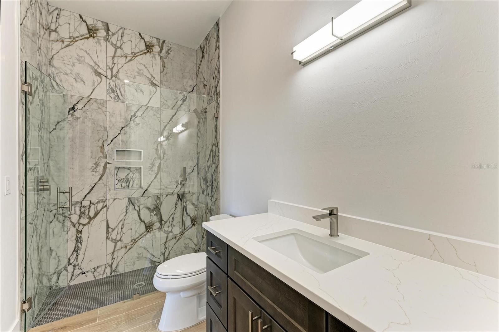 112 Northshore Ter Property Photo 46