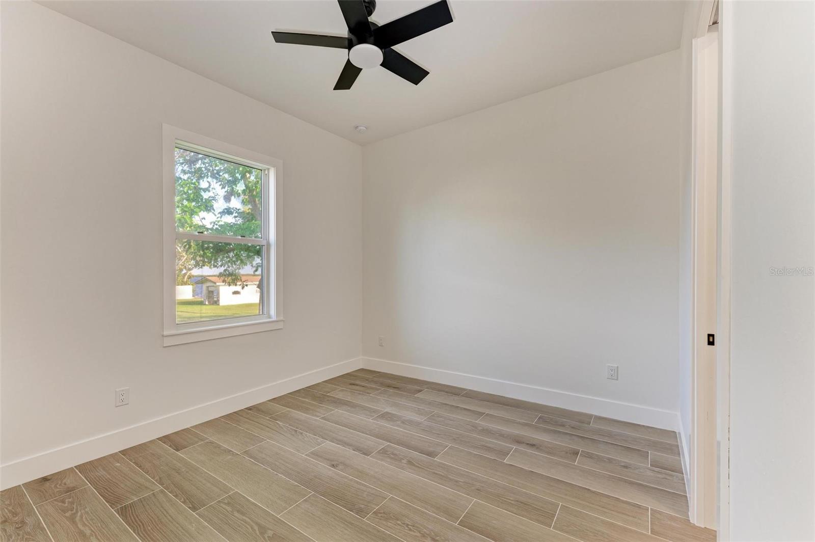 112 Northshore Ter Property Photo 47