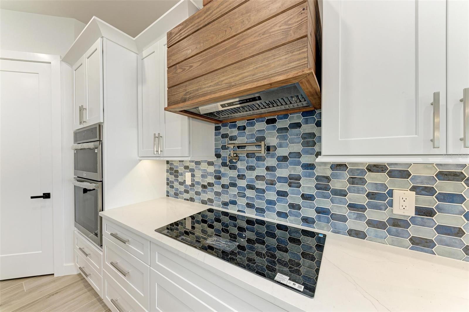 116 Northshore Ter Property Photo 21