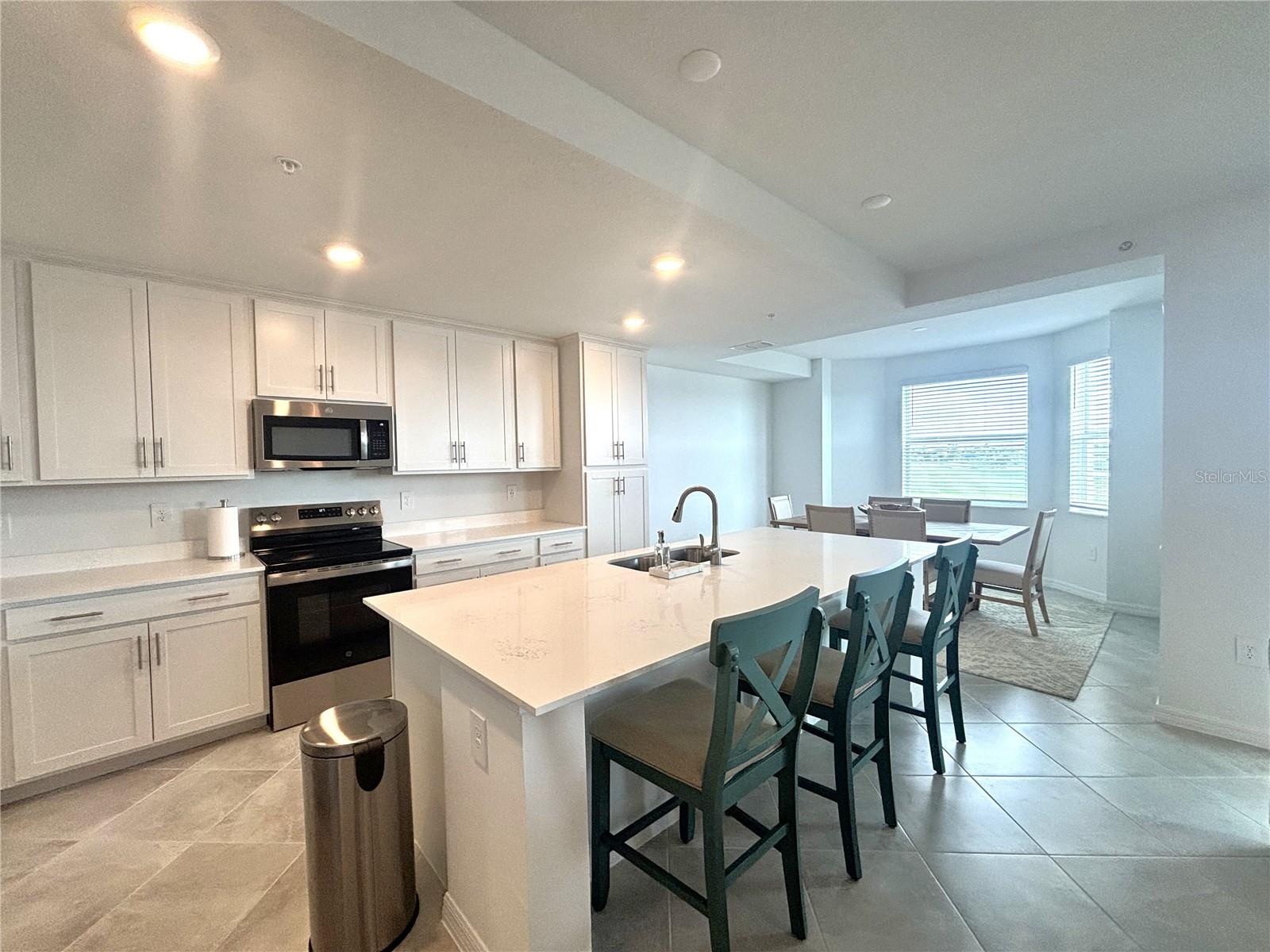 17560 Opal Sand Dr #207 Property Photo 3