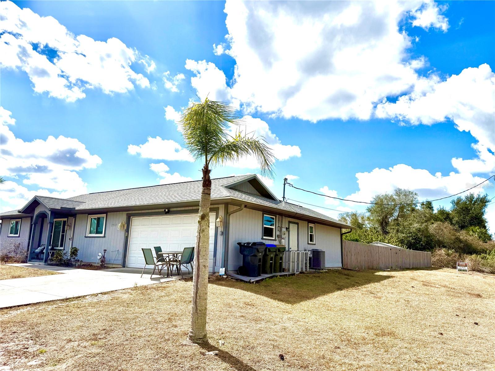 2987 N Biscayne Dr Property Photo 9