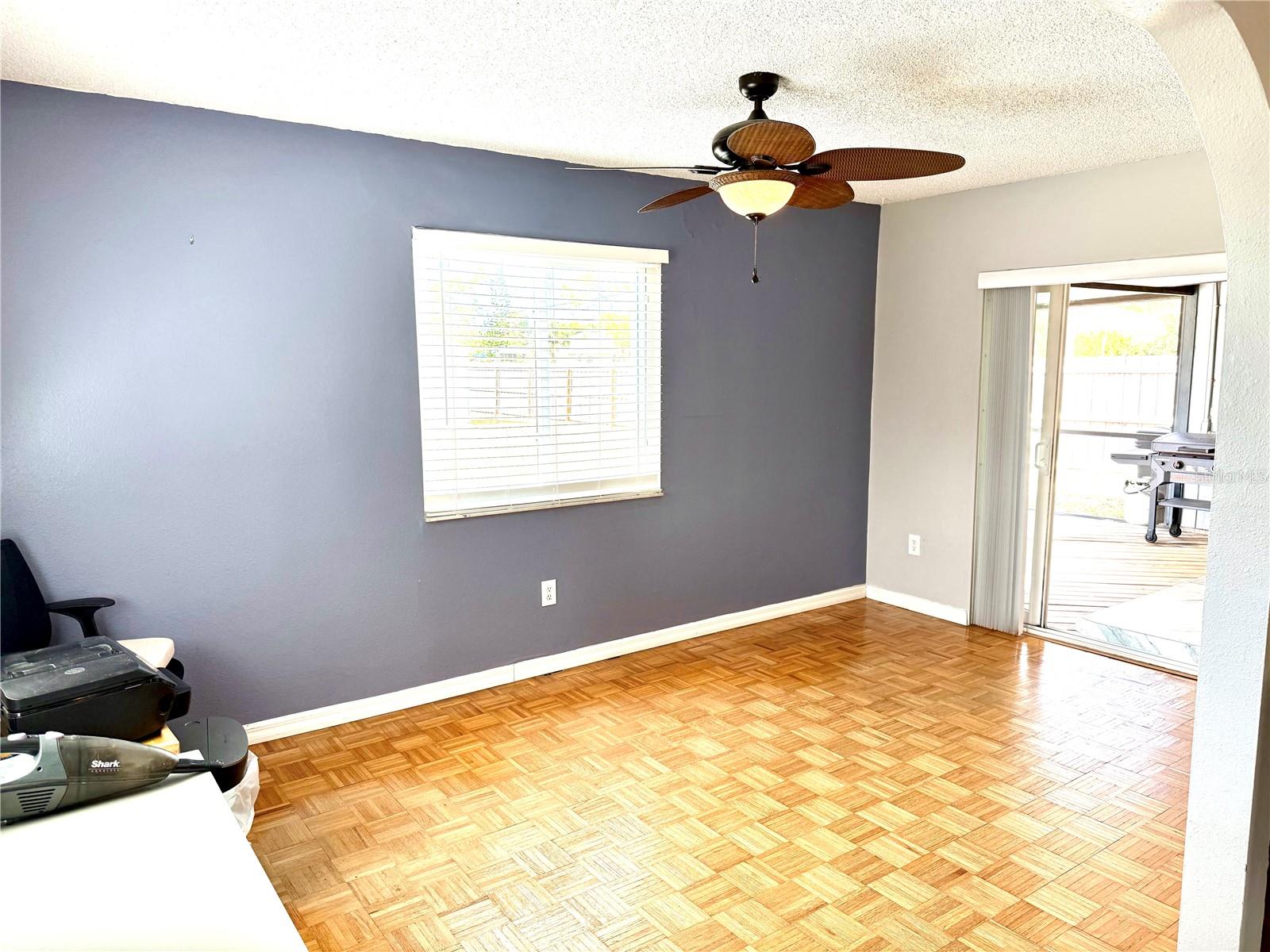 2987 N Biscayne Dr Property Photo 23