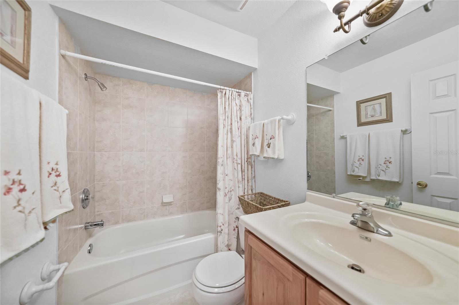 25225 Rampart Blvd #1607 Property Photo 24