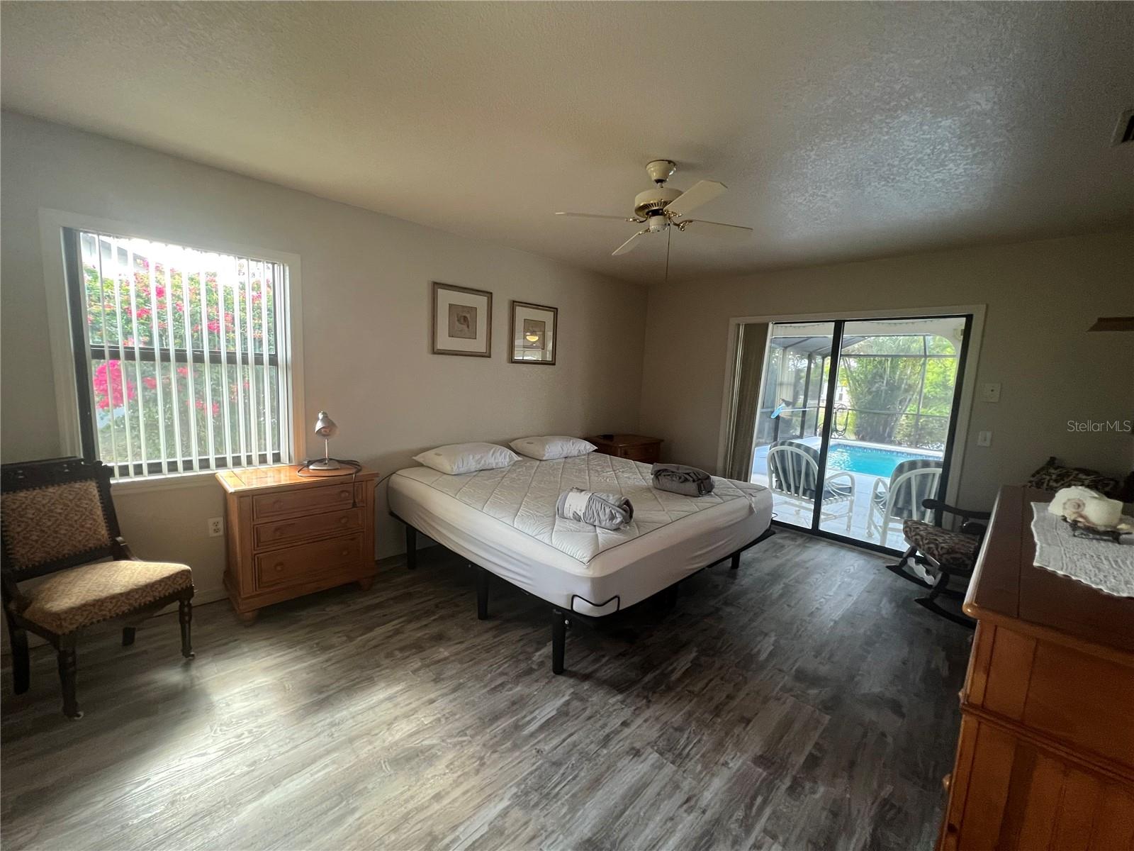 3177 Clifford St Property Photo 10