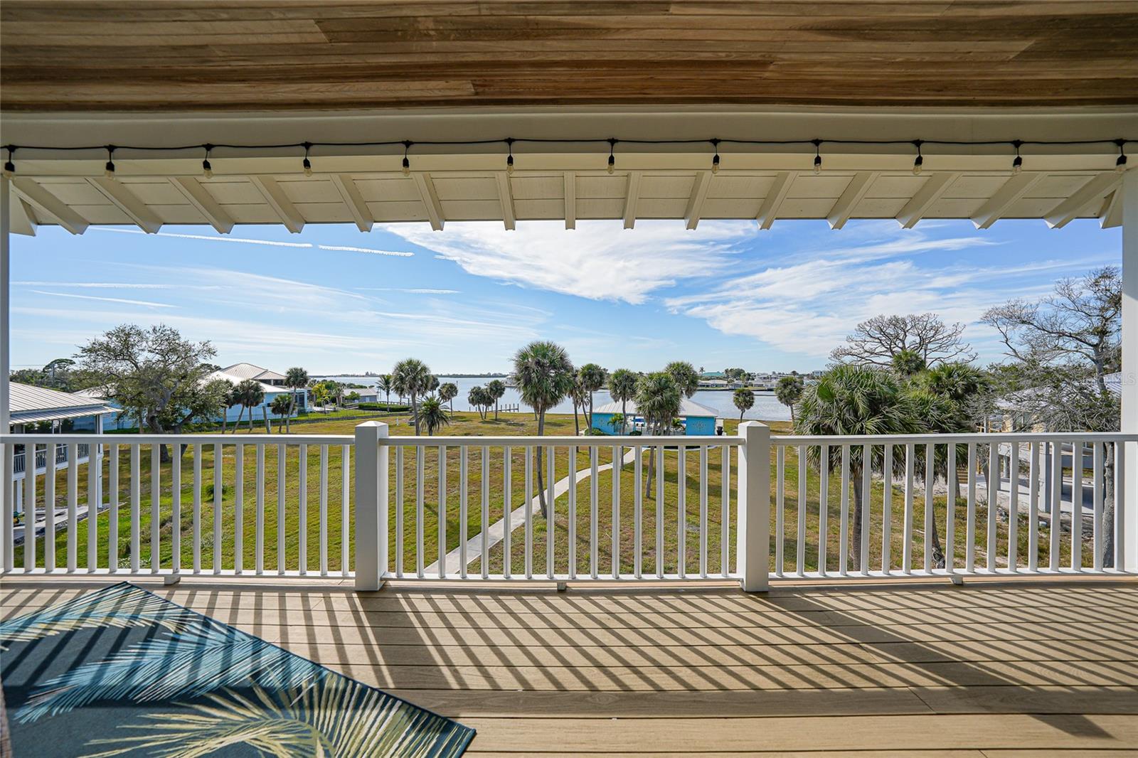 6751 Portside Ln Property Photo 3