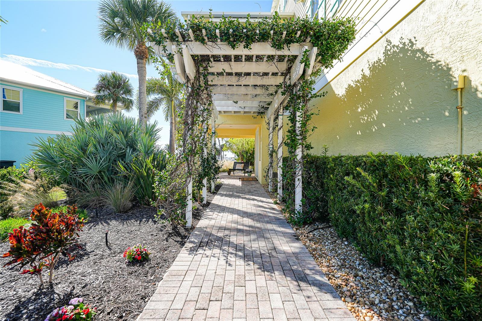 6751 Portside Ln Property Photo 8