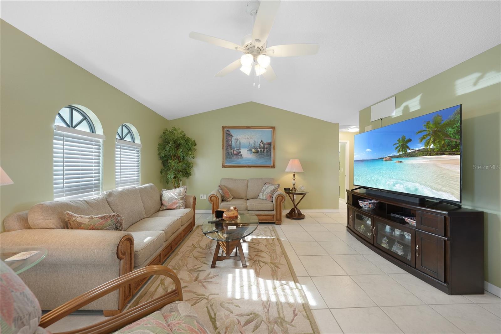 3025 Curry Ter Property Photo 5