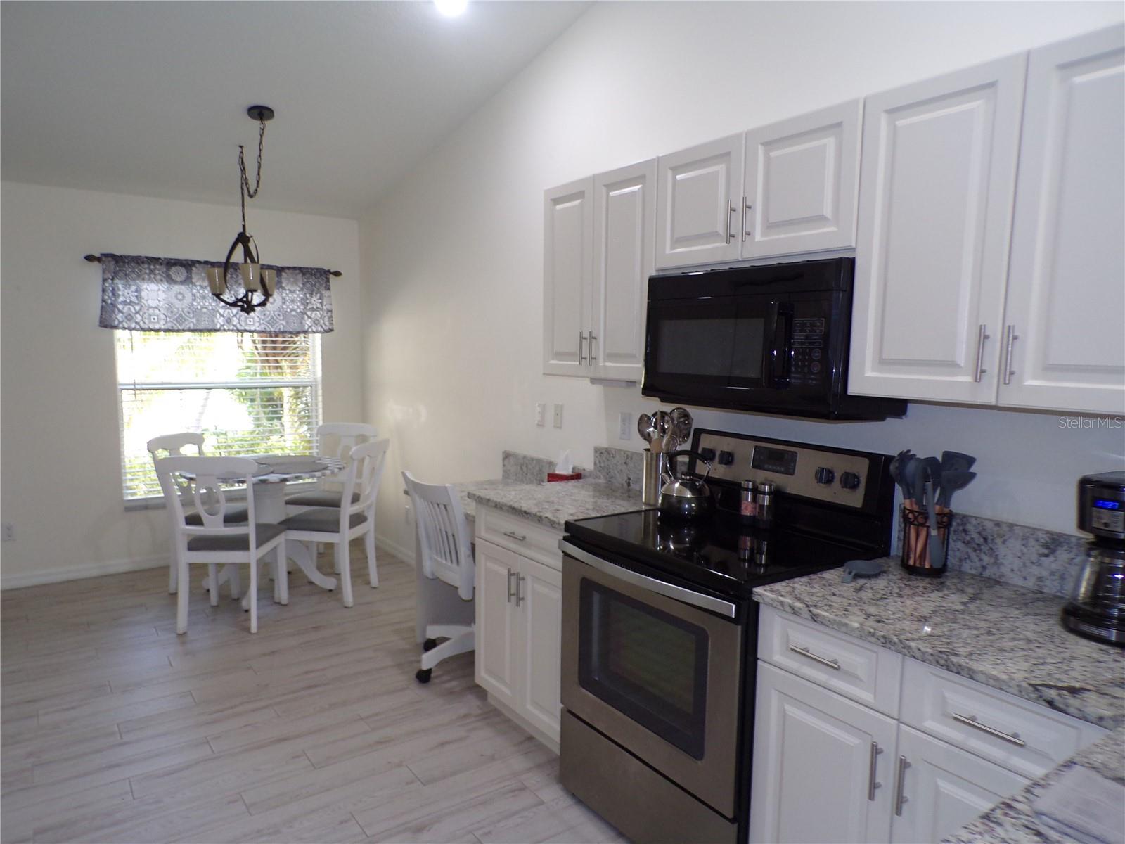 3845 Albacete Cir #50 Property Photo 5