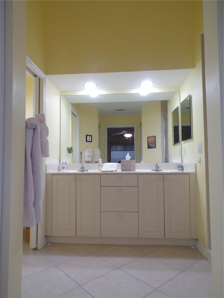 3845 Albacete Cir #50 Property Photo 31