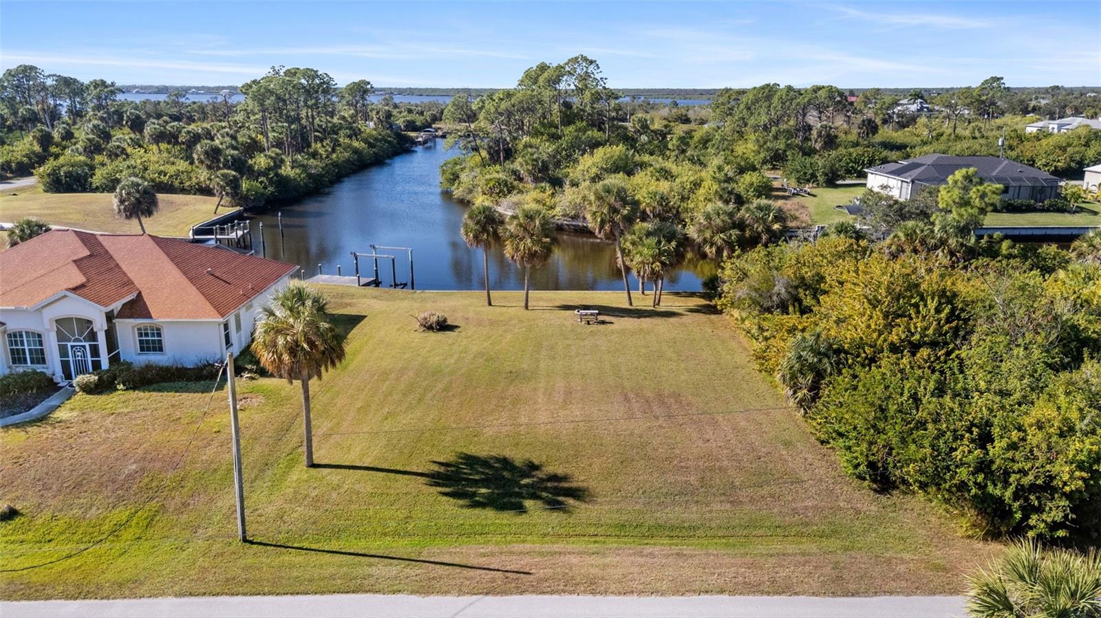 1387 GLANMORE DR Property Photo 1