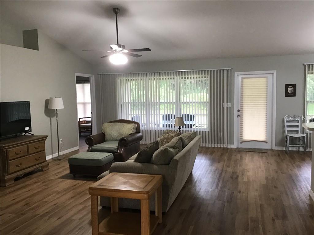 2091 Snowflake Ln Property Photo 8