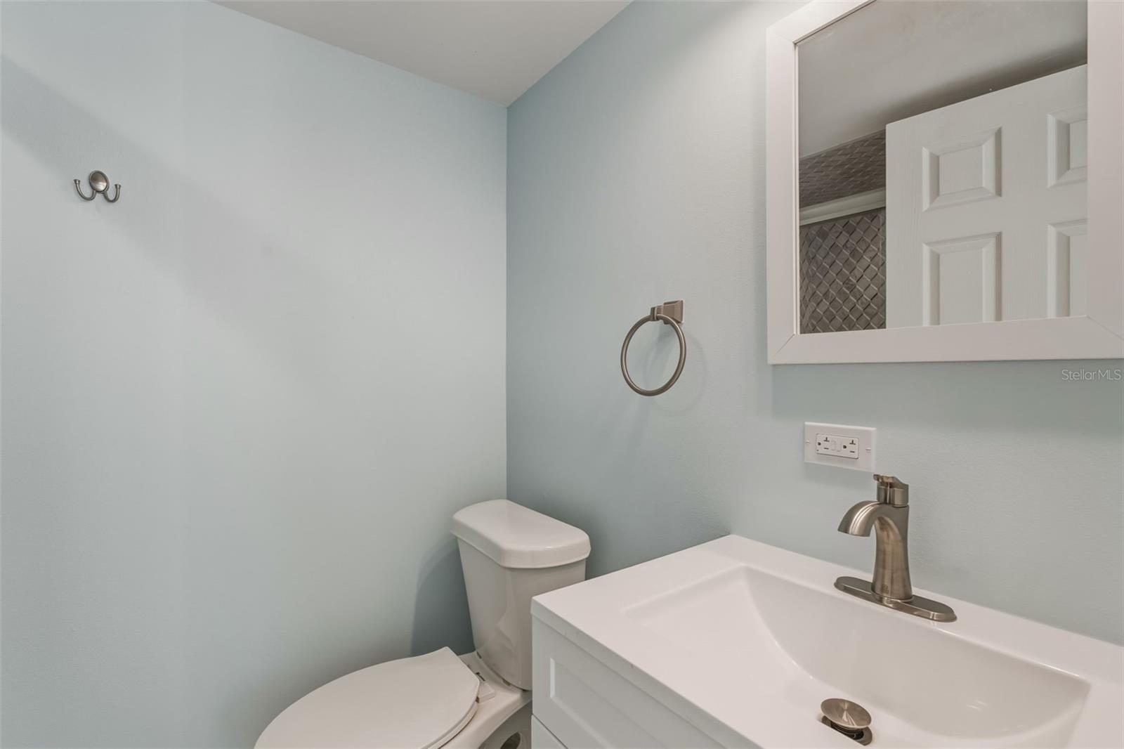 5055 N Beach Rd #108 Property Photo 21