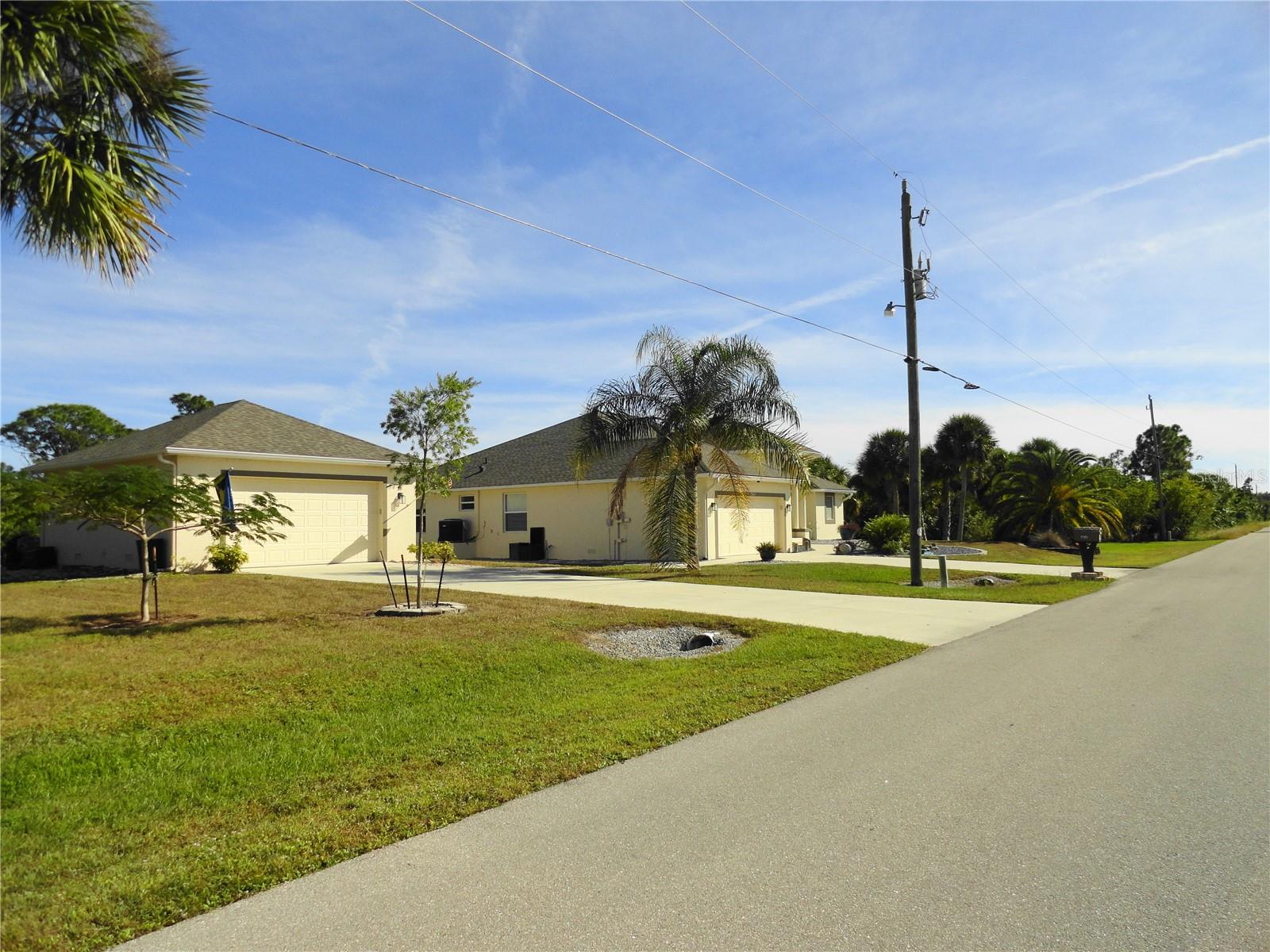 2146 Mccleod St Property Photo 9