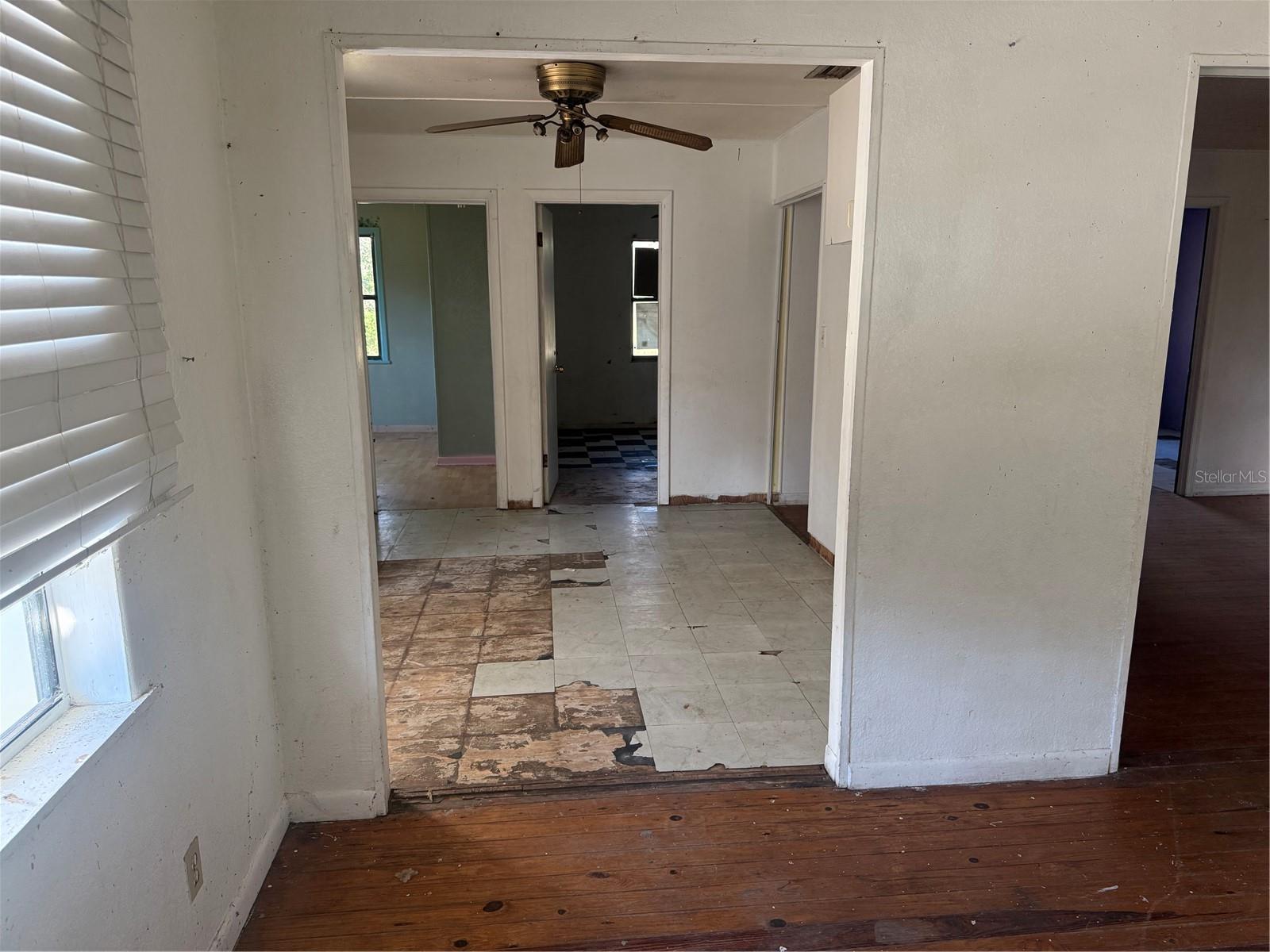 830 Bloxham Ave Property Photo 6