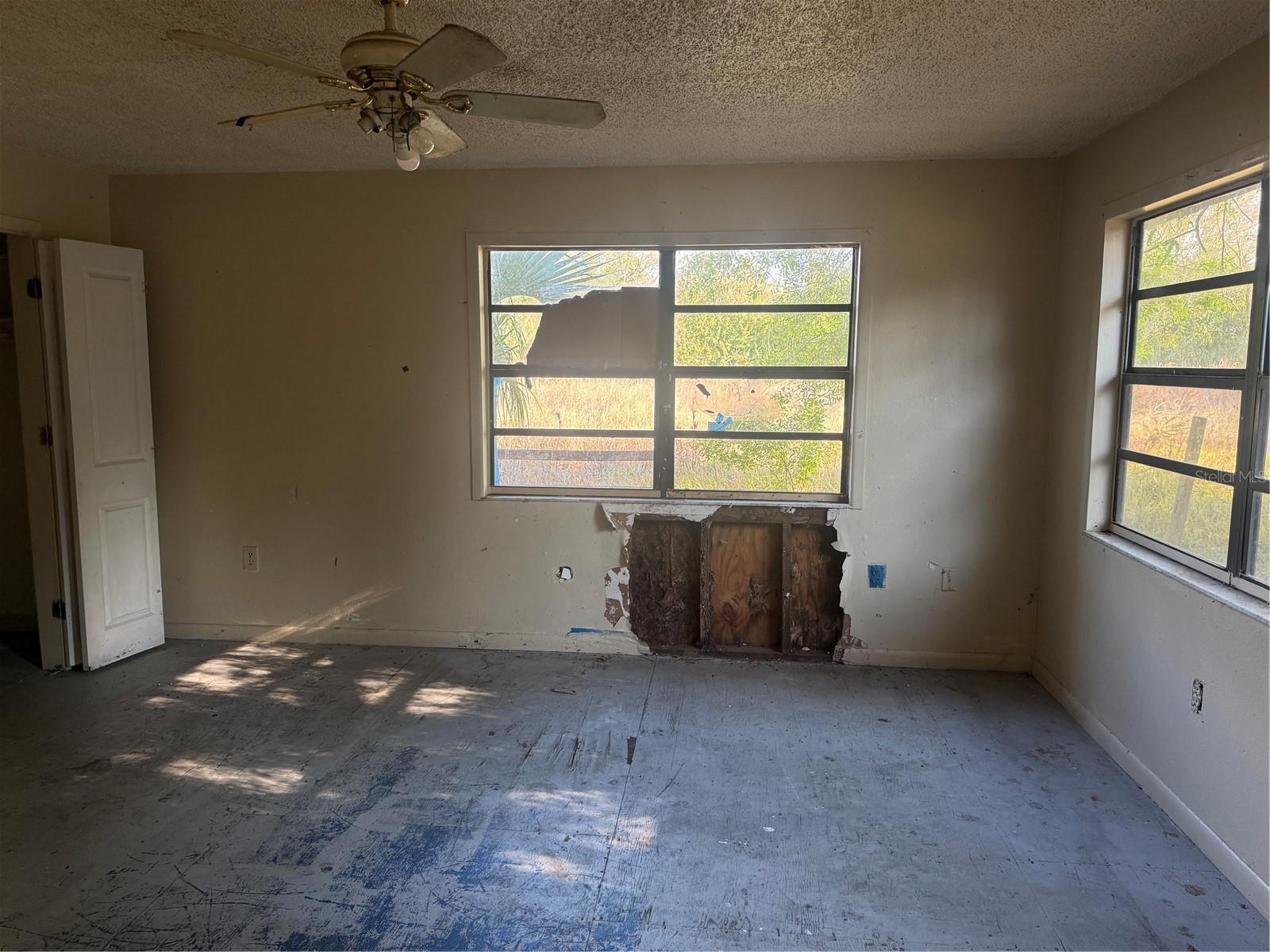 830 Bloxham Ave Property Photo 9