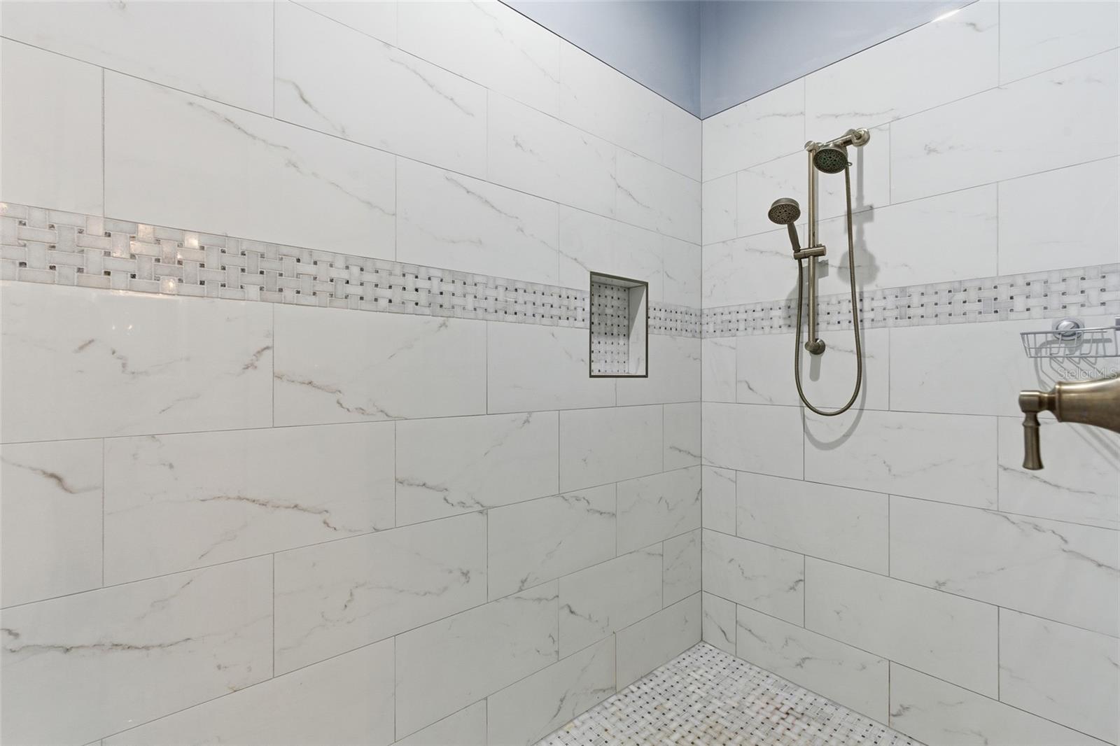 29527 Leah Rd Property Photo 24